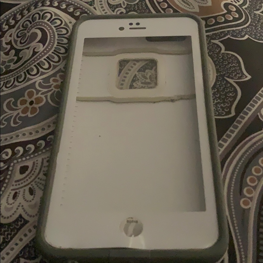 Lifeproof IPhone 6plus case